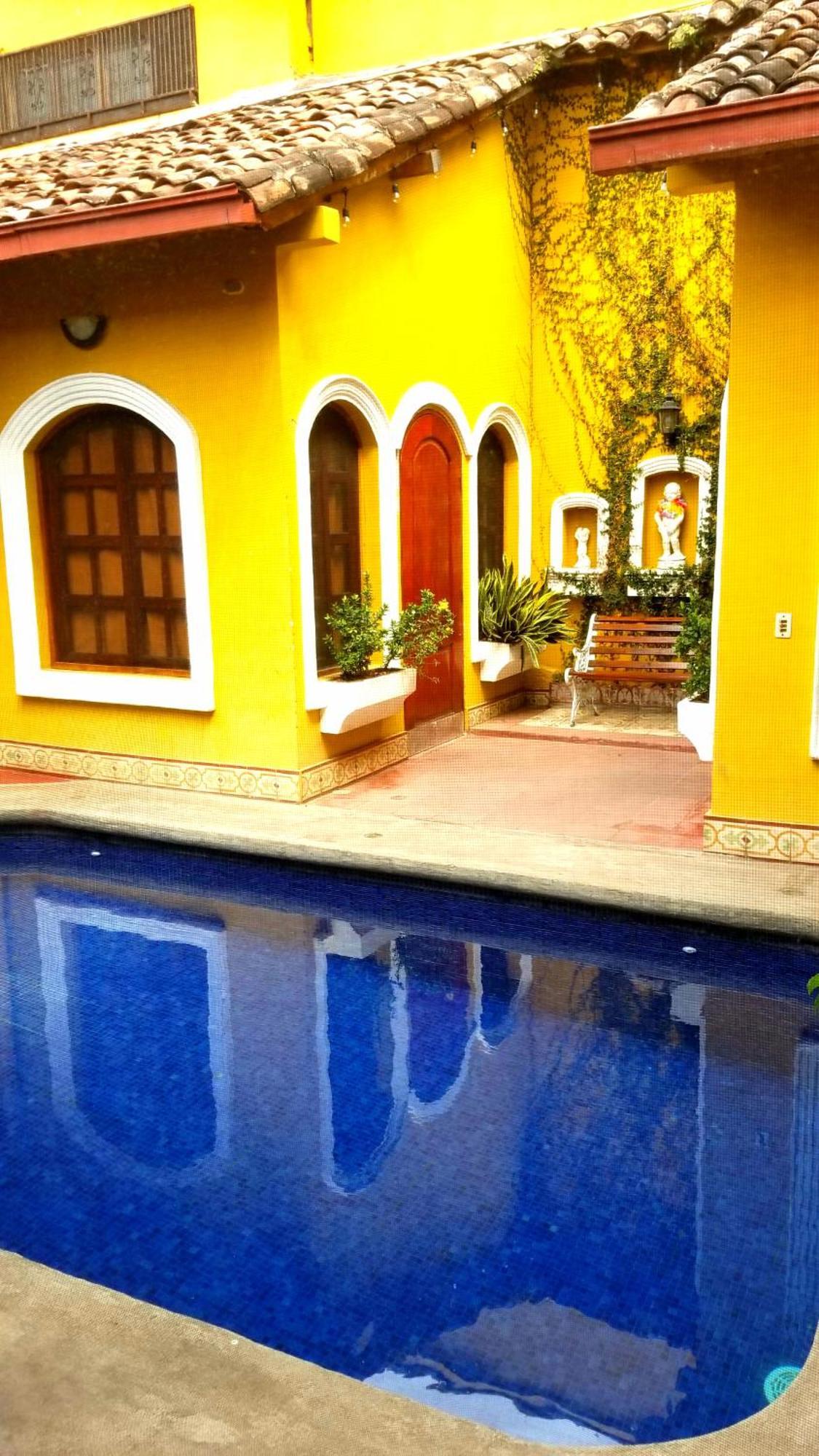 לינה וארוחת בוקר גרנאדה Casa Del Agua מראה חיצוני תמונה