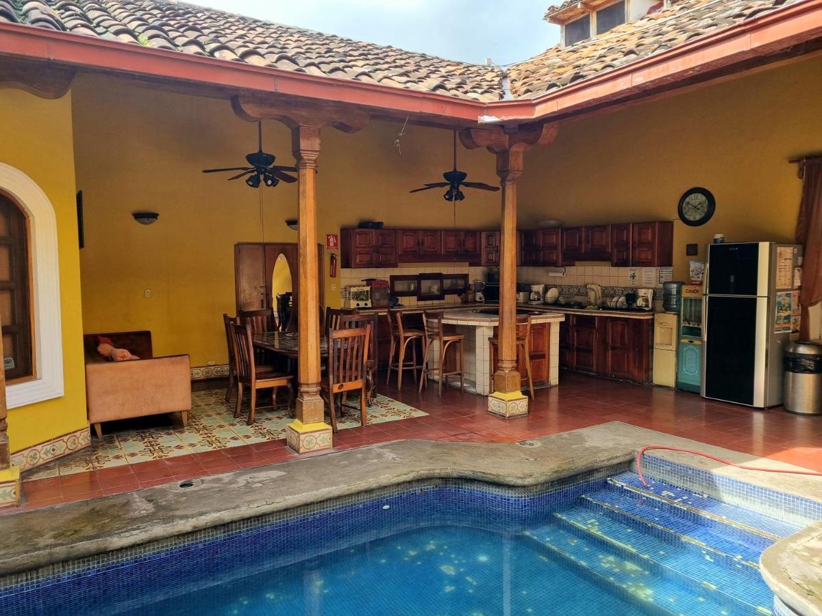 לינה וארוחת בוקר גרנאדה Casa Del Agua מראה חיצוני תמונה